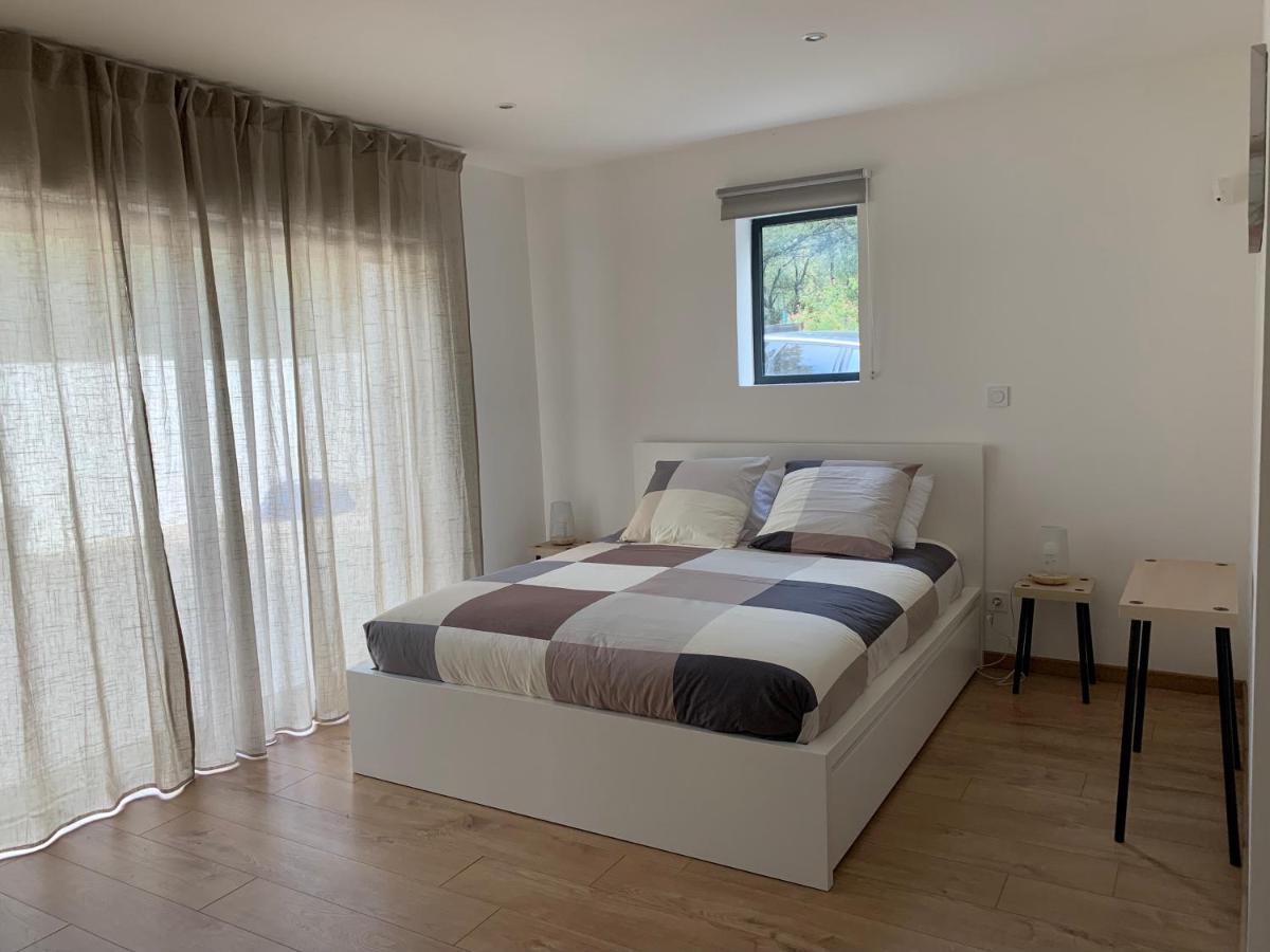 Magnifique Villa classée 4* meublé de tourisme Flassans-sur-Issole Extérieur photo